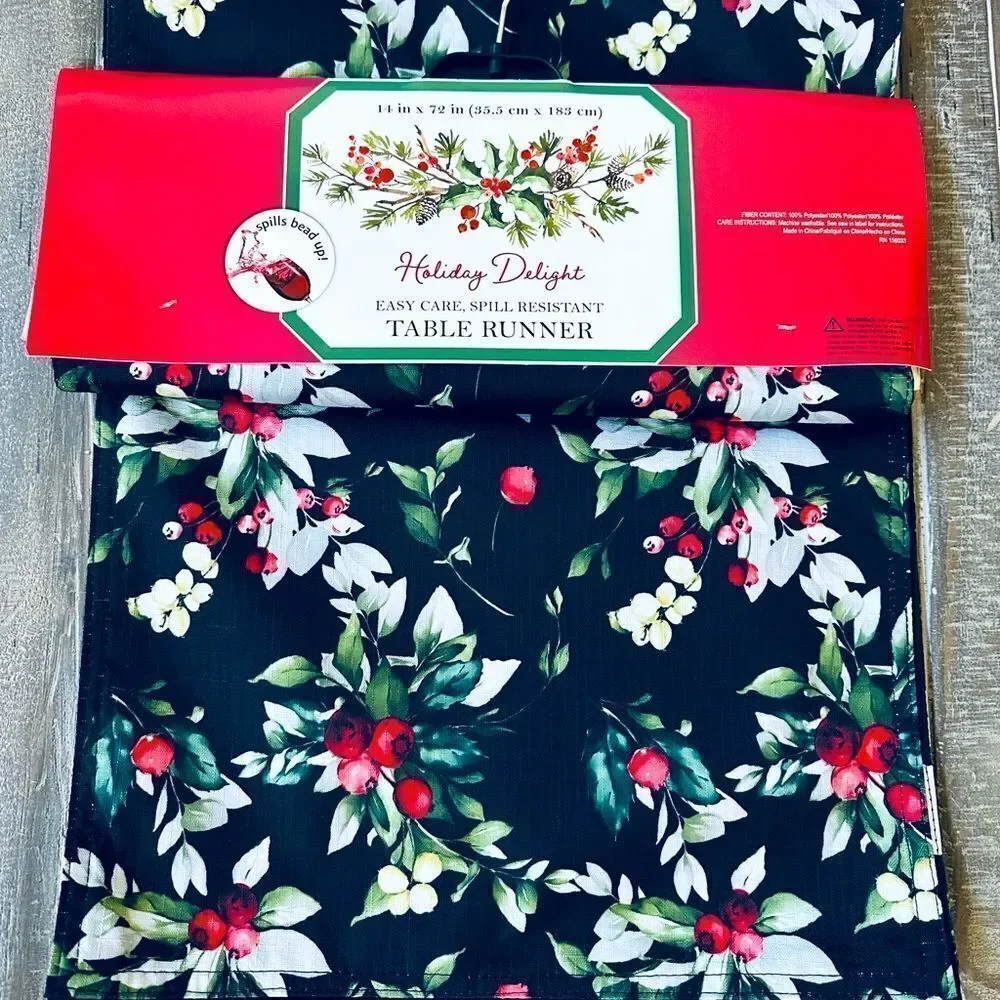 Christmas Table Runner Holly Floral Botanical Print